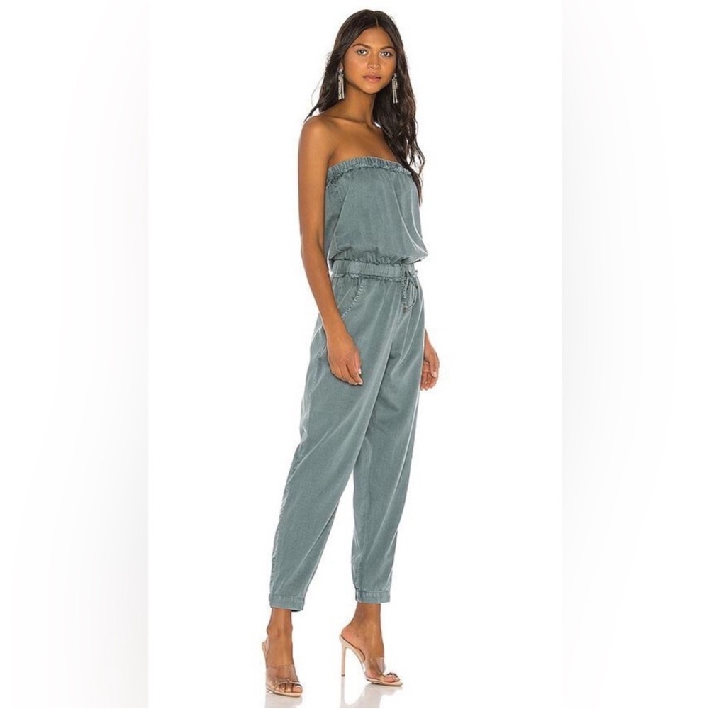 Chic Blue Strapless Jumpsuit with Tapered Ankle-Length Pants